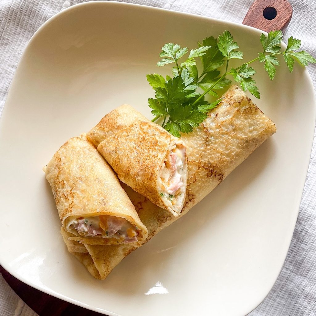 Thin Pancakes with Ham and Cheese Creamy Filling