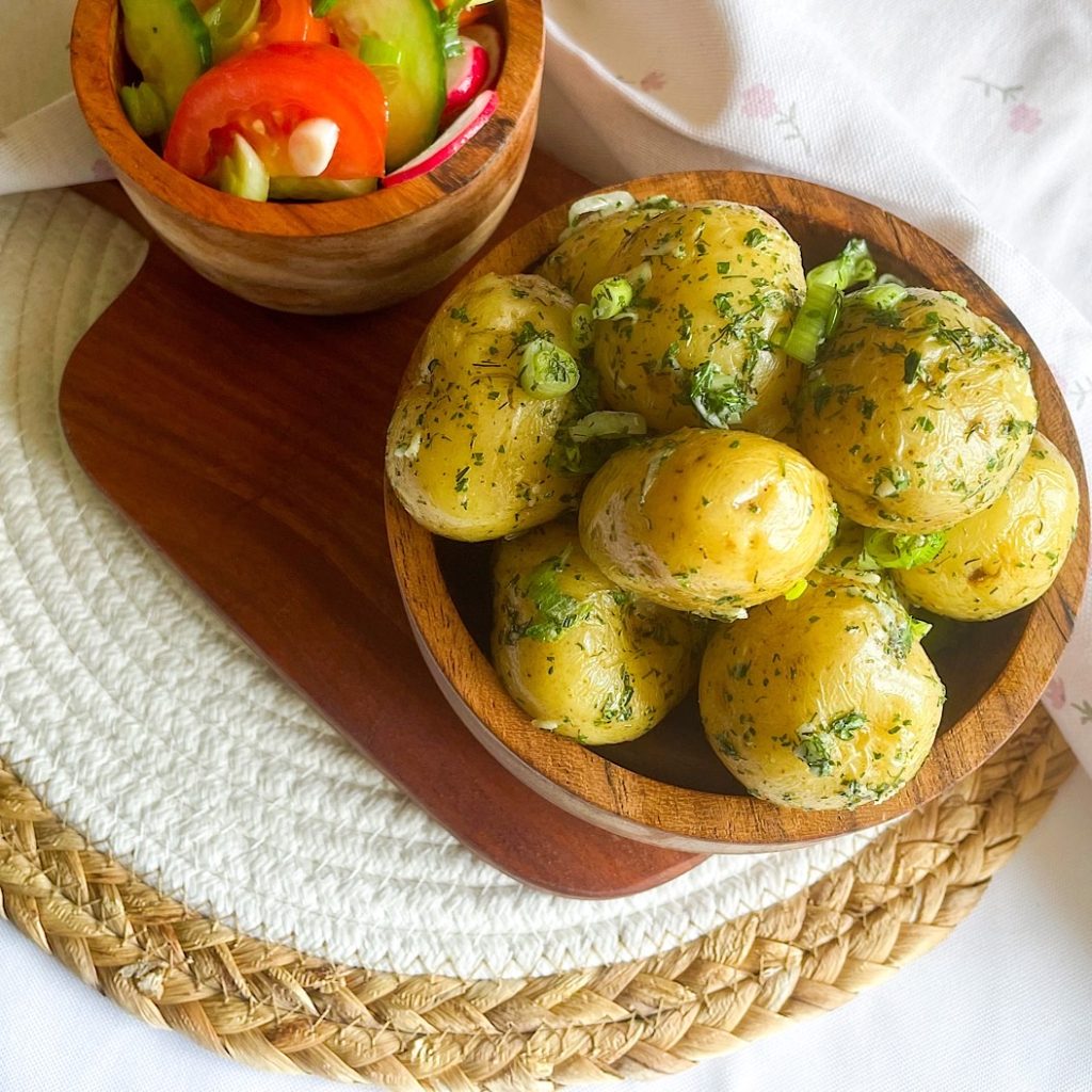 budget friendly potatoes in herbs recipe 