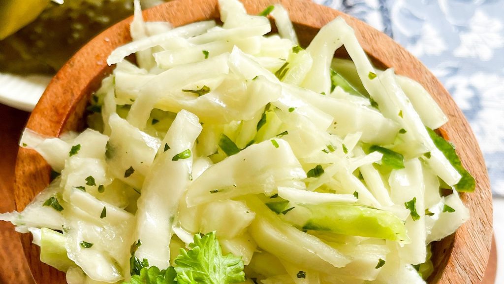 russian green cabbage salad recipe