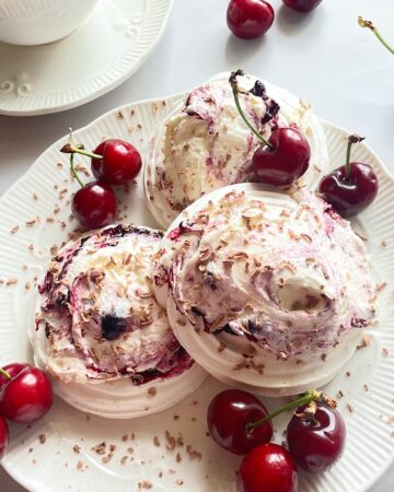 Easy 15 Minute Cherry Meringue Dessert - Pavlova Dessert in 15 Minutes