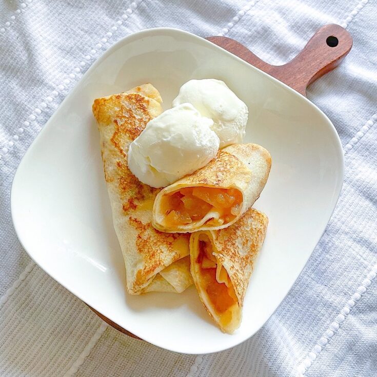 THIN PANCAKES WITH APPLE FILLING RECIPE