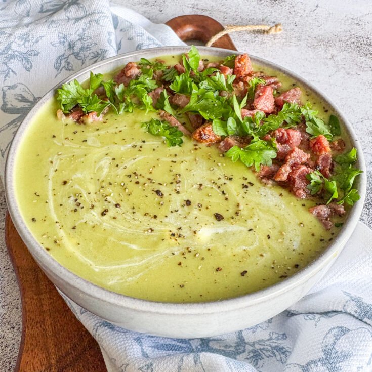 Easy Pea and Bacon Soup with Vegetables Recipe
